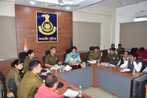 ध्वनि विस्तारक यंत्रों पर पूर्ण प्रतिबंध, उल्लंघन पर होगी सख्त कार्रवाई : कलेक्टर श्रीमती गर्ग