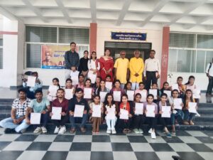 दलोदा महाविद्यालय में खुशहाली दिवस और भारतीय ज्ञान संस्कृति पर पुरस्कार वितरण कार्यक्रम का आयोजन किया गया